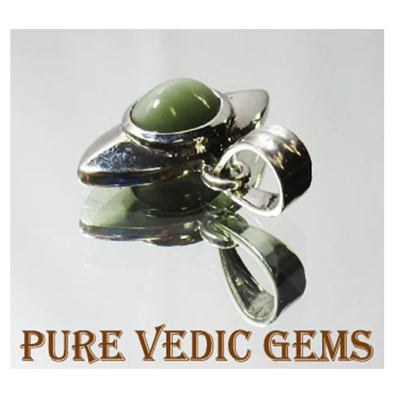Catseye silver nazar pendent view 3