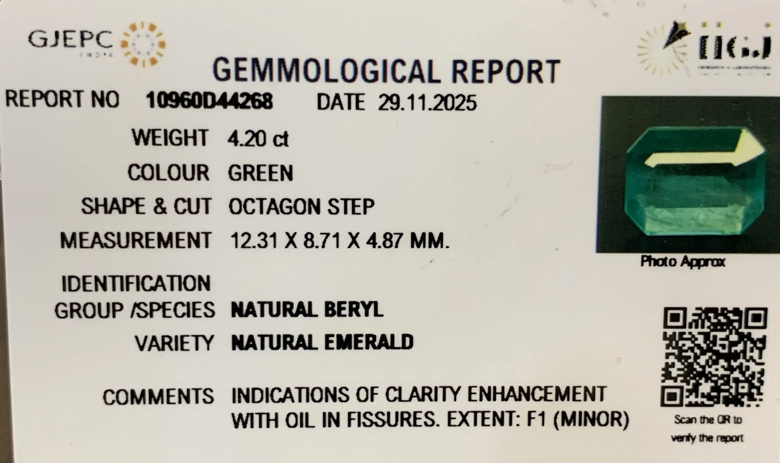 Emerald 4.20ct. (Super Luxury) view 3