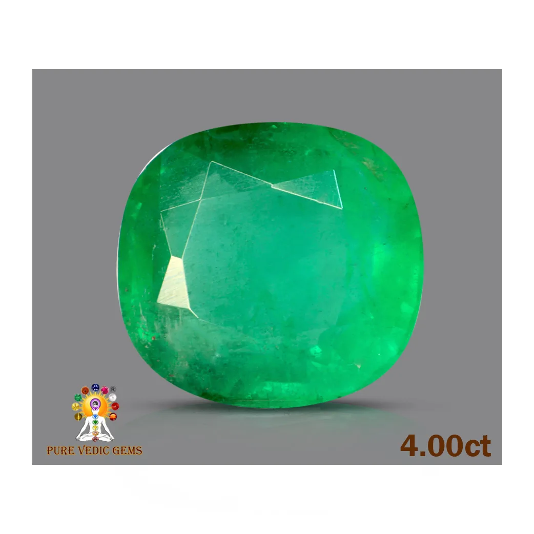 Emerald 3.99ct. (Super Luxury) view 2